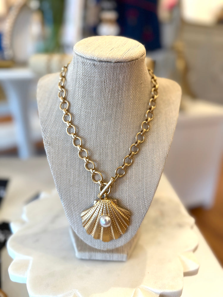 Shell & Pearl Necklace