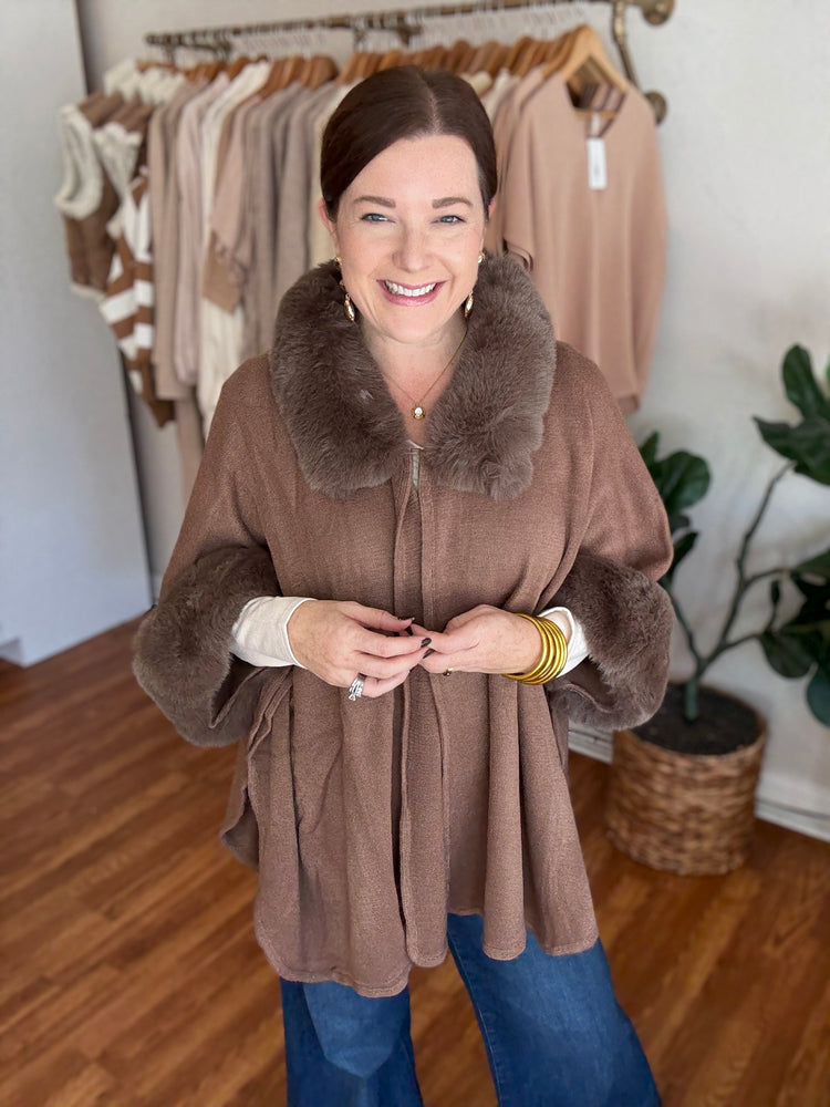 Central Park Poncho in Mocha