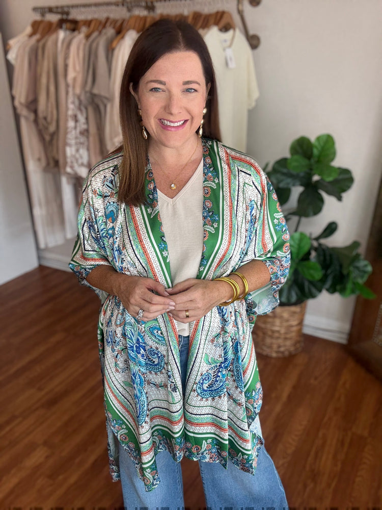 Crowd Pleaser Kimono in Green