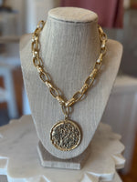 Textured Round Pendant Necklace