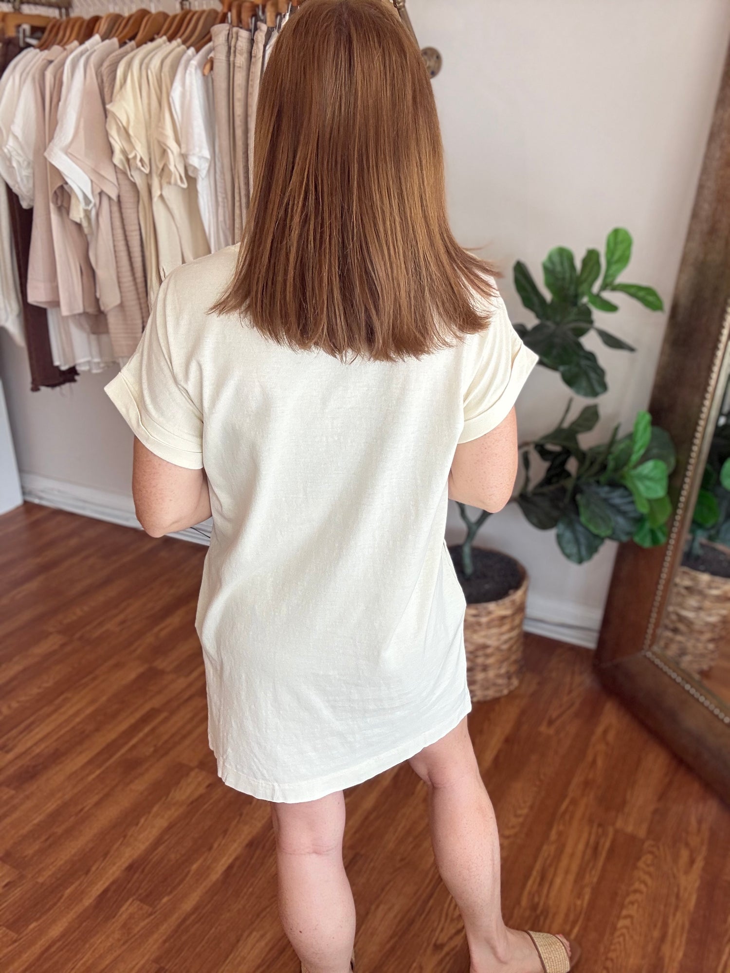 Everyday Tee Dress in Off White – Downtown Diva Fashion Boutique
