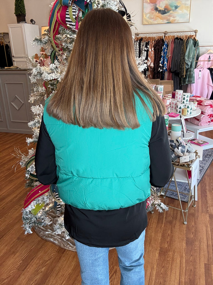 Reversible Puffer Vest in Green