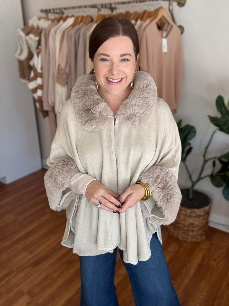 Central Park Poncho in Ivory