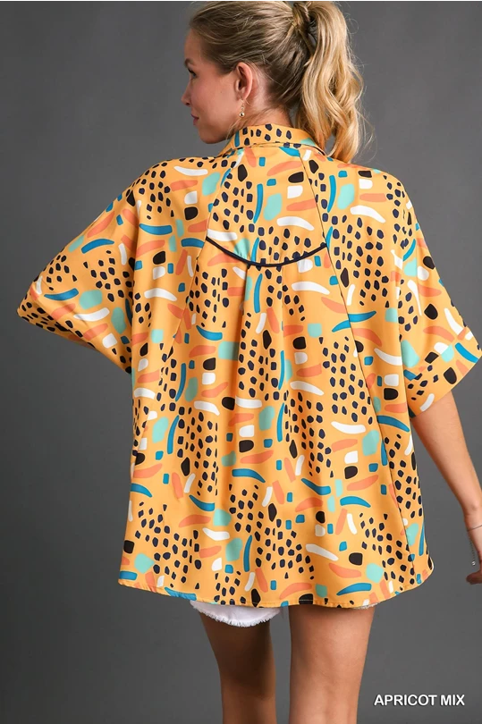 Jazzy in the Jungle Top in Apricot