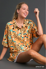 Jazzy in the Jungle Top in Apricot